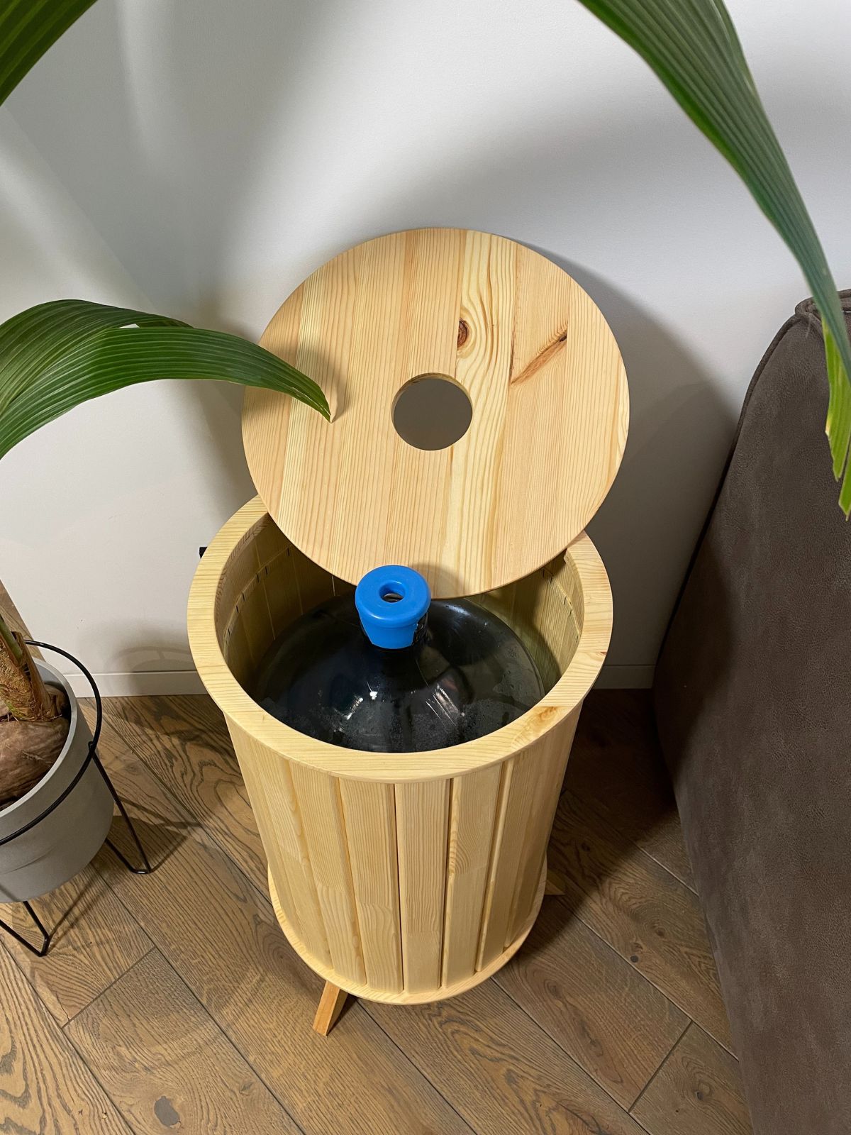 Glamora Water Dispenser Table