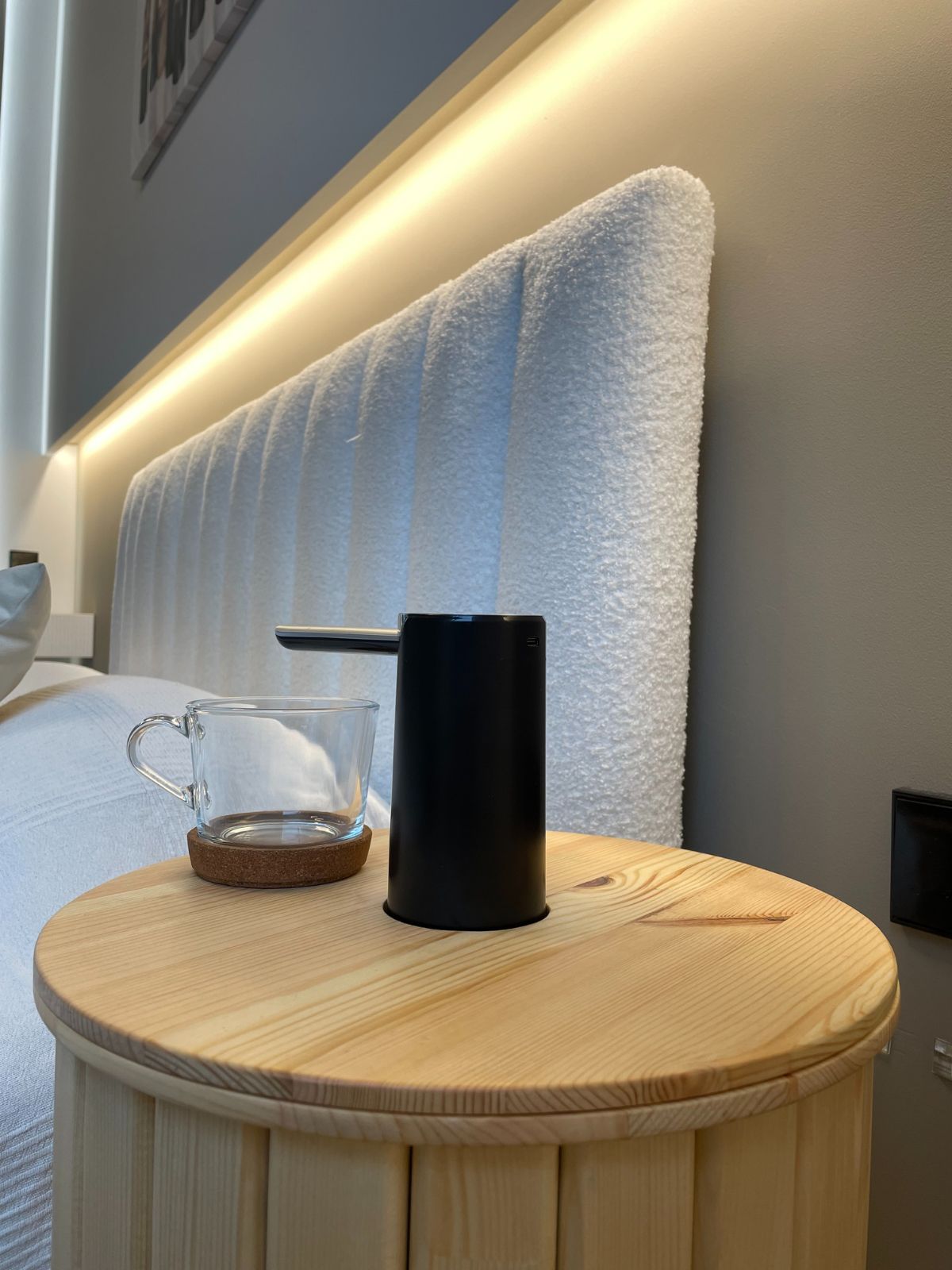 Glamora Water Dispenser Table